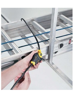 Câble antivol Master Lock Python 8420EURD livré avec 4 clés